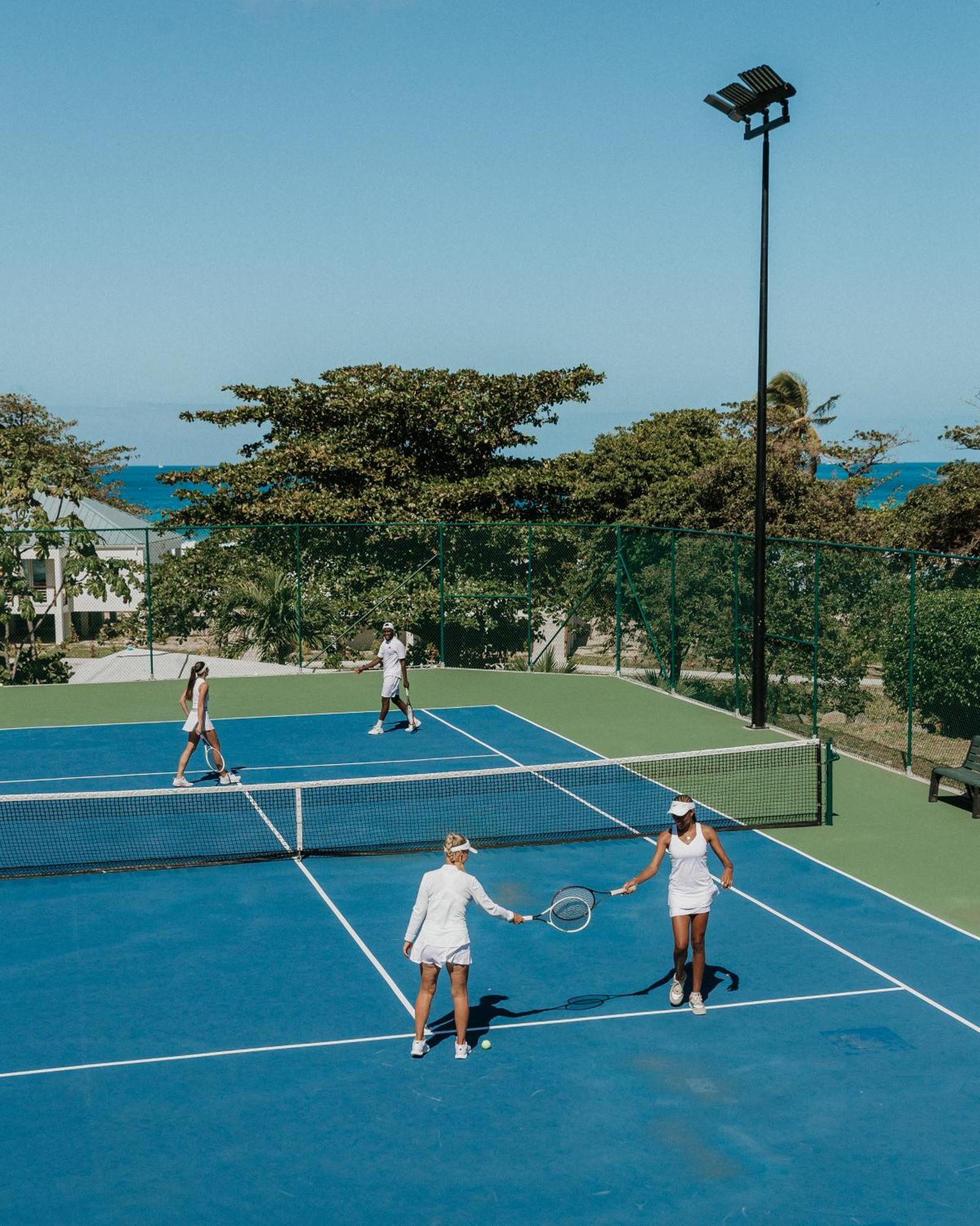 Long Bay Beach Resort Freshwater Pond Exterior foto